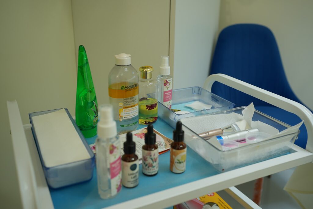 GlowAlchemy Serum Crafting a flawless glow, one drop at a time.